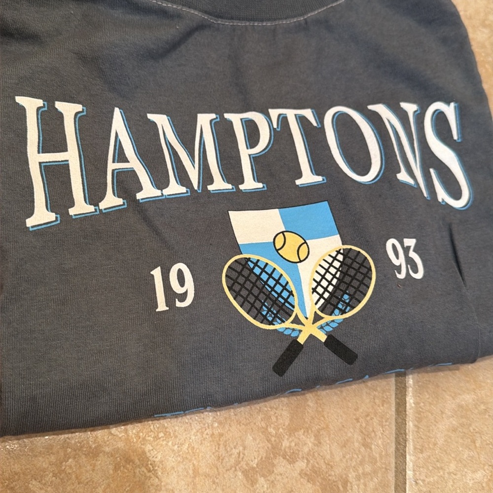 Hamptons Tennis League Graphic Tee - grey